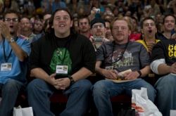   (Paul-movie-image-Simon-Pegg-Nick-Frost-comic-con-11-600x398-500x331.jpg, 44.54 Kb, 1047 )