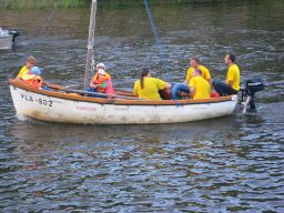   (IMG_4196e.jpg, 0 Bytes, 454 )